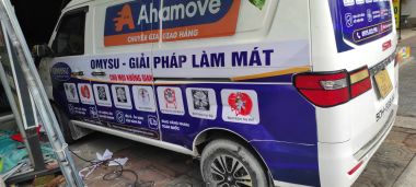 Thi Công Quảng Cáo Dán Decal Xe Van Ahamove Cho Chuyên Nghiệp
