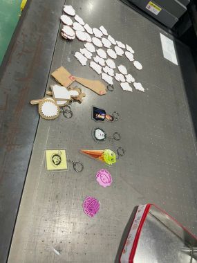 Làm móc khoá Mica